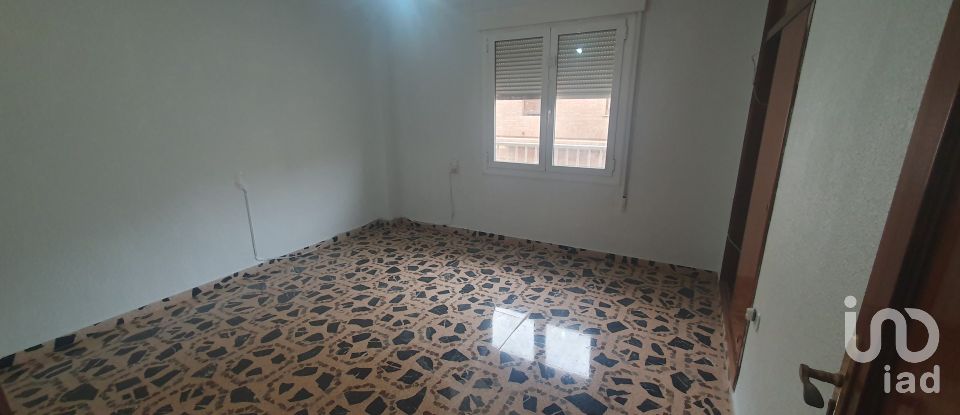 Apartment 4 bedrooms of 130 m² in Sax (03630)