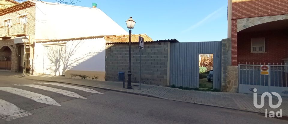 Building land of 158 m² in Camarma de Esteruelas (28816)