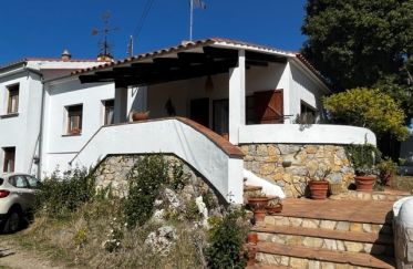 House 4 bedrooms of 316 m² in Bescanó (17162)