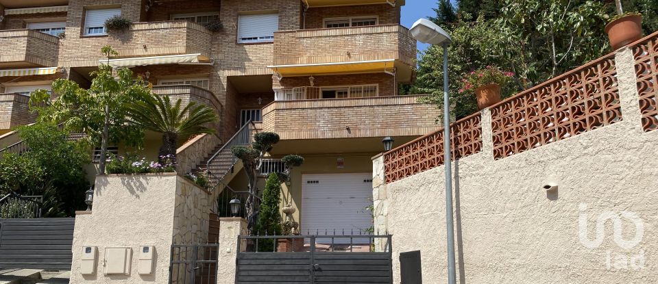 Casa 4 habitaciones de 201 m² en Sant Andreu de Llavaneres (08392)