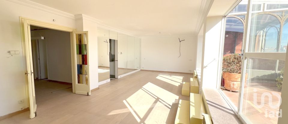 Piso 5 habitaciones de 274 m² en Barcelona (08021)