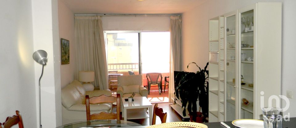 Pis 2 habitacions de 81 m² a Cádiz (11009)