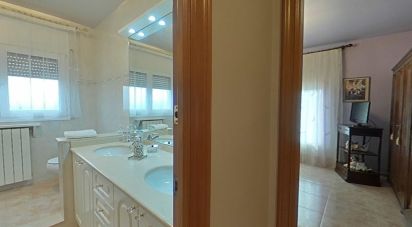 Lodge 5 bedrooms of 220 m² in Térmens (25670)