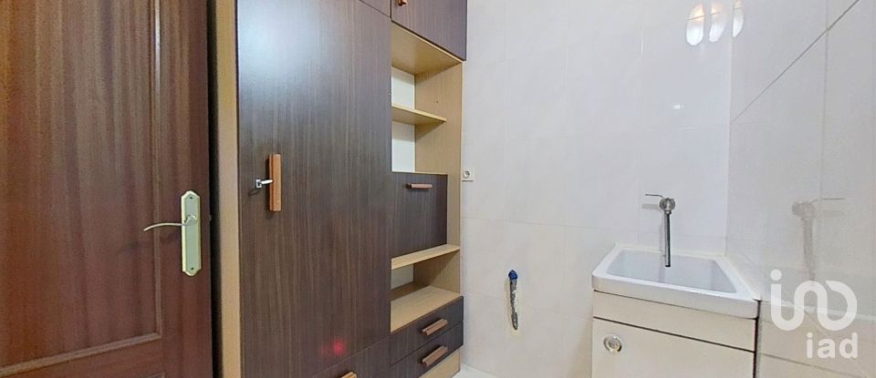 Pis 4 habitacions de 127 m² a Ferran (43100)
