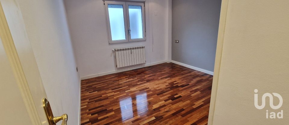 Apartment 3 bedrooms of 97 m² in Gijón (33202)