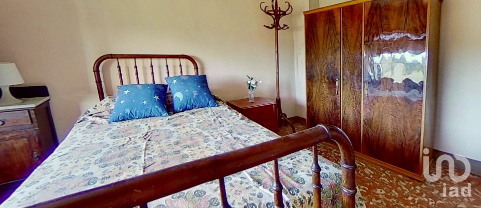 Lodge 3 bedrooms of 240 m² in Vallmoll (43144)