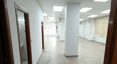 Bureaux de 210 m² à León (24008)