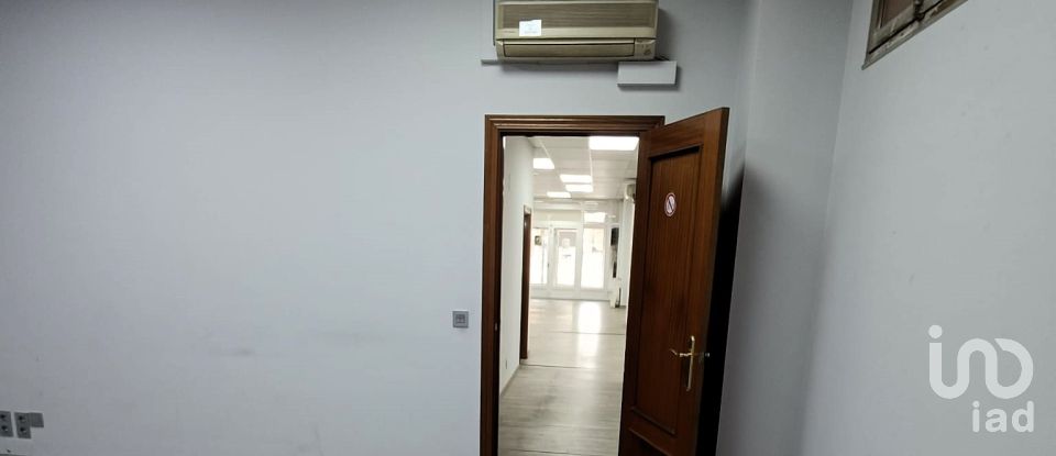 Offices of 210 m² in León (24008)