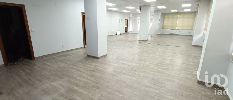Offices of 210 m² in León (24008)