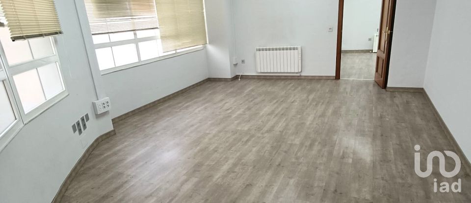 Offices of 210 m² in León (24008)