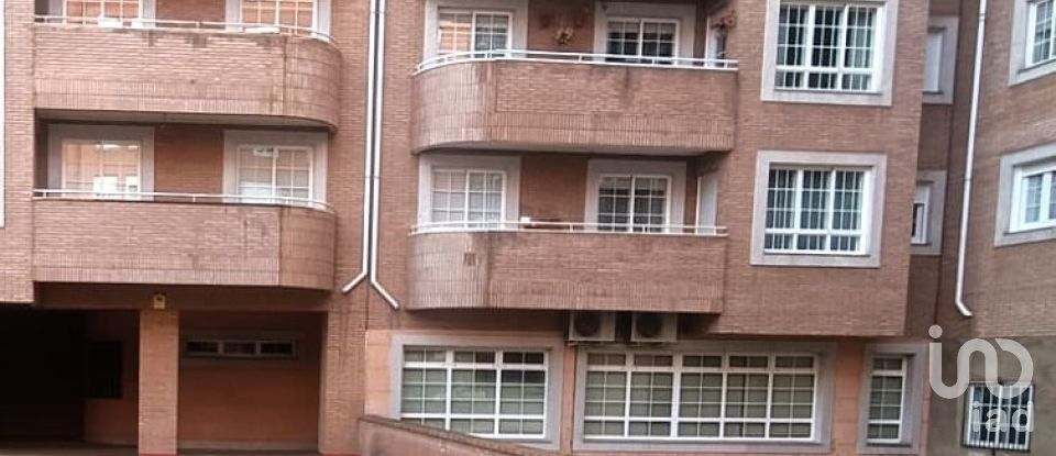 Offices of 210 m² in León (24008)