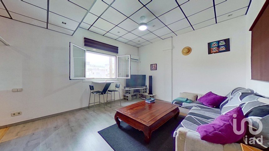 Pis 2 habitacions de 74 m² a Terrassa (08223)