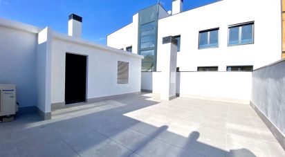 Duplex 2 chambres de 157 m² à L'Hospitalet de Llobregat (08902)