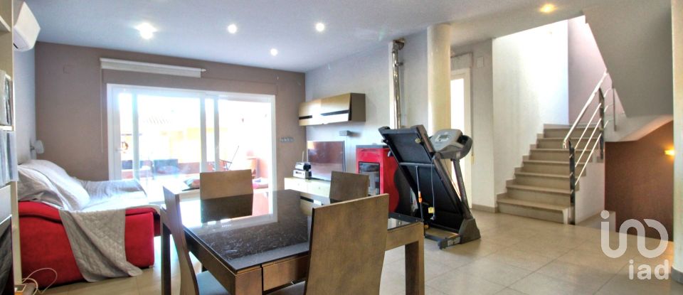 Casa 3 habitacions de 289 m² a Beniarbeig (03778)