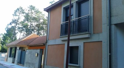 Lodge 4 bedrooms of 415 m² in Santa Lucia de Moraña (36660)