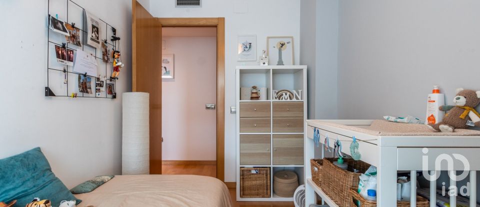 Appartement 3 chambres de 81 m² à Terrassa (08221)