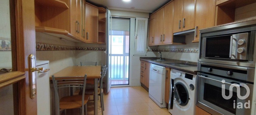 Pis 3 habitacions de 90 m² a Cabrerizos (37193)