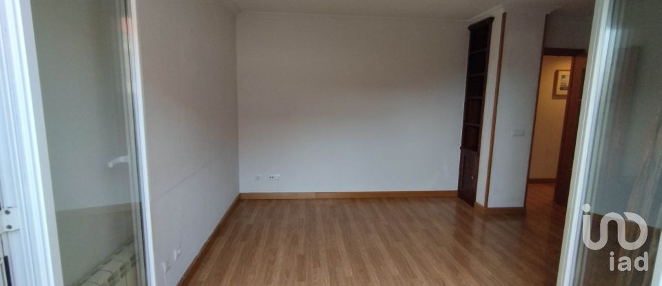 Appartement 3 chambres de 90 m² à Cabrerizos (37193)