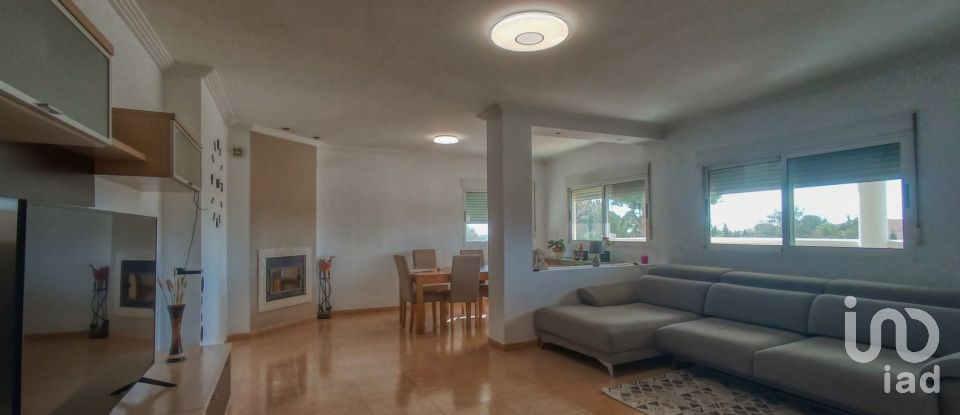 Châlet 4 chambres de 196 m² à Alicante/Alacant (03112)