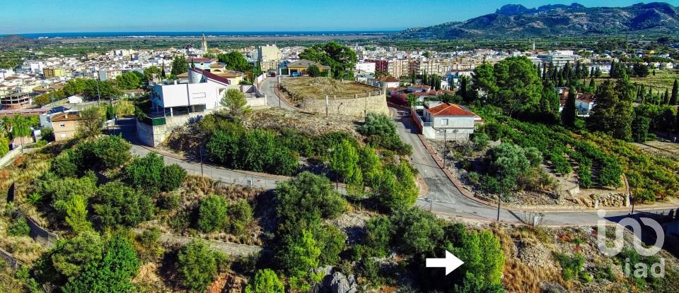 Land of 738 m² in Pego (03780)