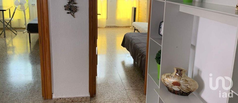 Piso 3 habitaciones de 95 m² en Torrevieja (03182)