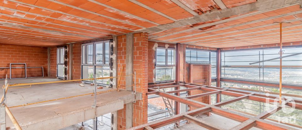 Lodge 4 bedrooms of 520 m² in Los Angeles de San Rafael (40424)