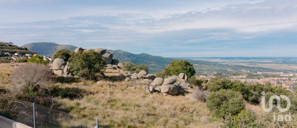 Lodge 4 bedrooms of 520 m² in Los Angeles de San Rafael (40424)