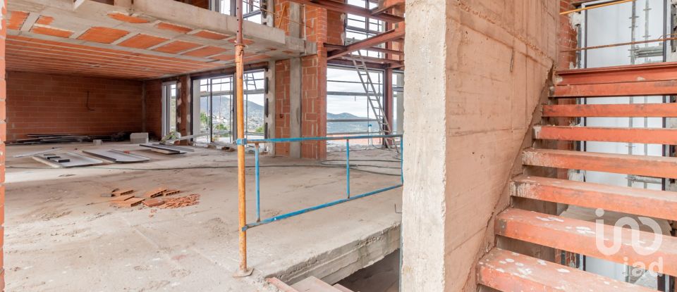 Lodge 4 bedrooms of 520 m² in Los Angeles de San Rafael (40424)