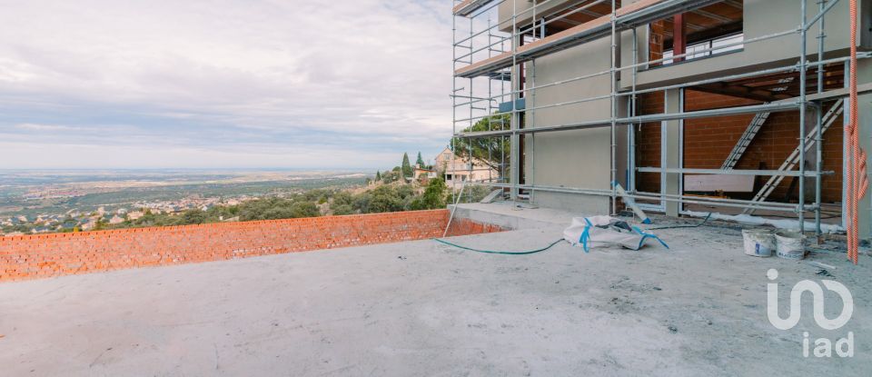 Lodge 4 bedrooms of 520 m² in Los Angeles de San Rafael (40424)