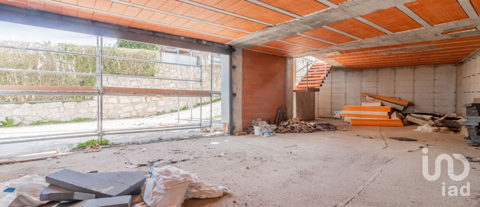 Lodge 4 bedrooms of 520 m² in Los Angeles de San Rafael (40424)