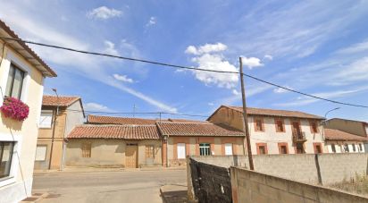 Casa 2 habitaciones de 545 m² en San Roman de La Vega (24710)