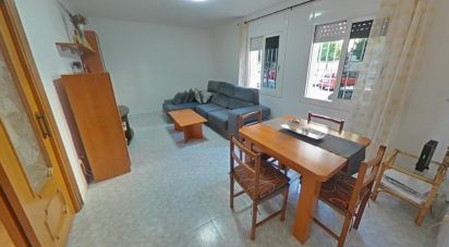 Appartement 2 chambres de 72 m² à Les Roquetes (08812)