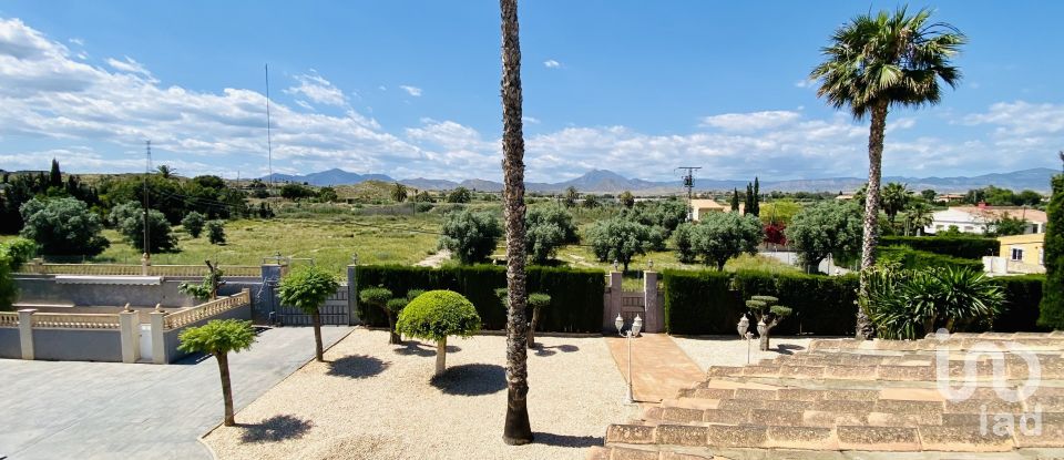 Cottage 9 bedrooms of 796 m² in Partida El Collao (03110)