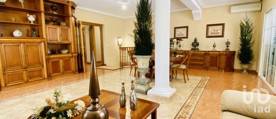 Cottage 9 bedrooms of 796 m² in Partida El Collao (03110)