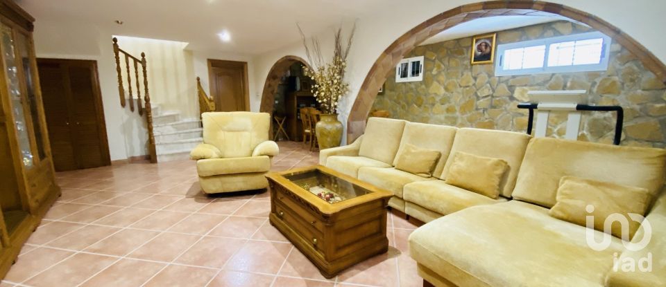 Cottage 9 bedrooms of 796 m² in Partida El Collao (03110)
