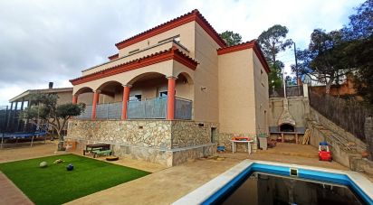 Lodge 4 bedrooms of 179 m² in Vidreres (17411)