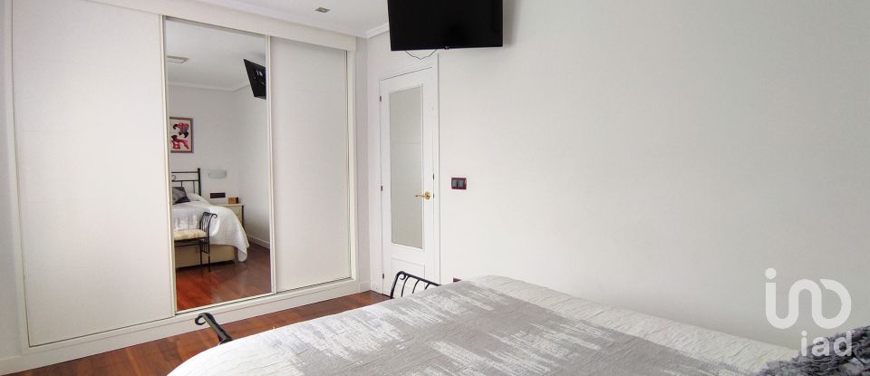 Apartment 3 bedrooms of 100 m² in Bermeo (48370)