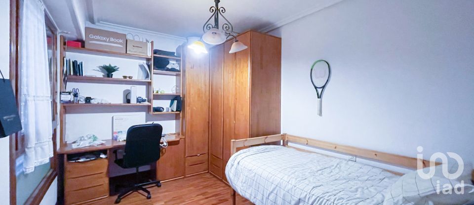 Pis 4 habitacions de 103 m² a Oñati (20560)