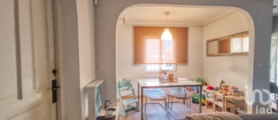 Cottage 3 bedrooms of 157 m² in Monforte del Cid (03670)