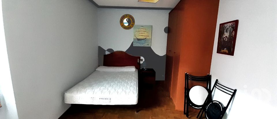 Pis 3 habitacions de 127 m² a La Bañeza (24750)
