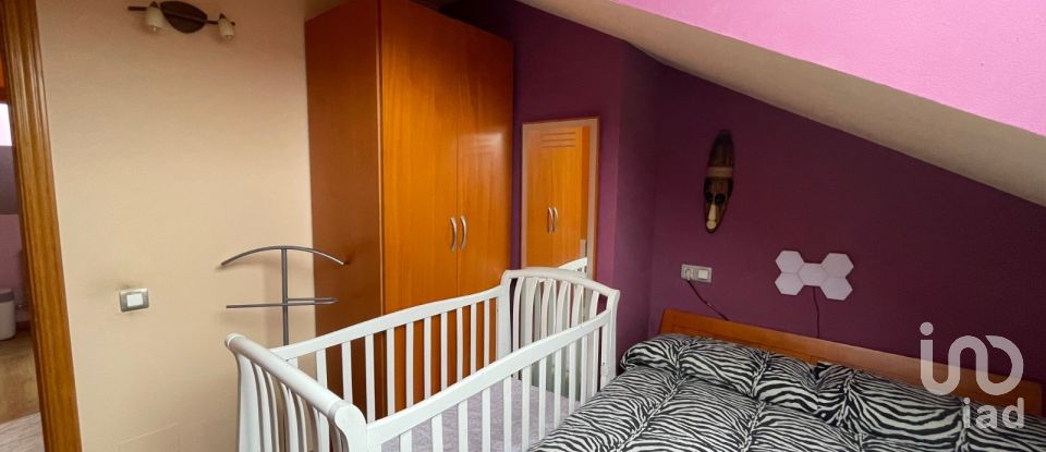 Duplex 3 bedrooms of 133 m² in Villaquilambre (24193)