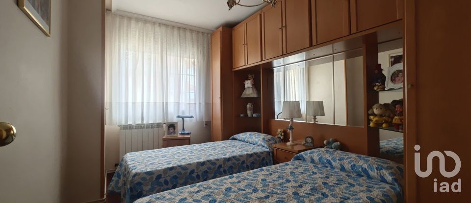 Appartement 4 chambres de 126 m² à Cambrils (43850)