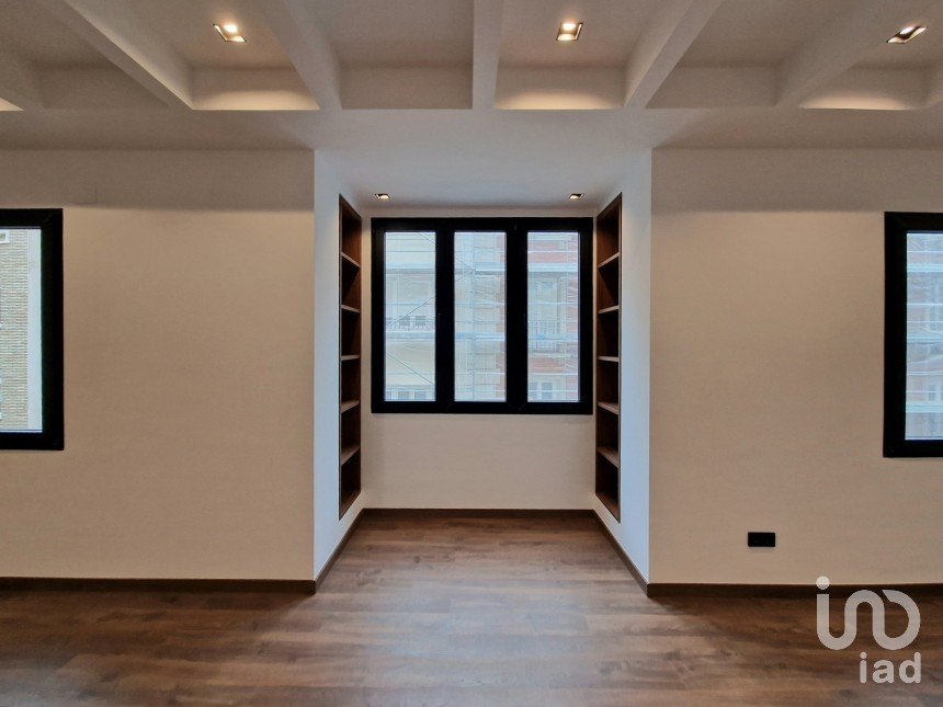 Apartment 3 bedrooms of 120 m² in Madrid (28003)
