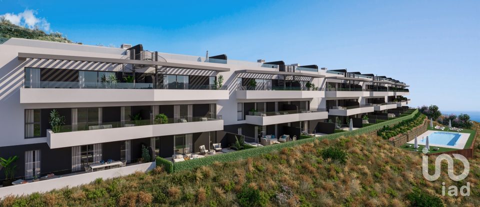 Edificio 2 habitaciones de 81 m² en Rincón de la Victoria (29730)