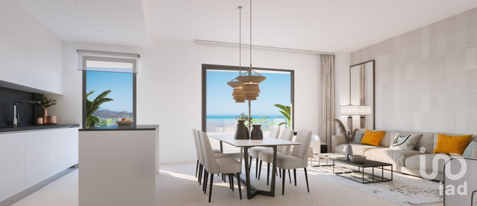 Edificio 2 habitaciones de 81 m² en Rincón de la Victoria (29730)