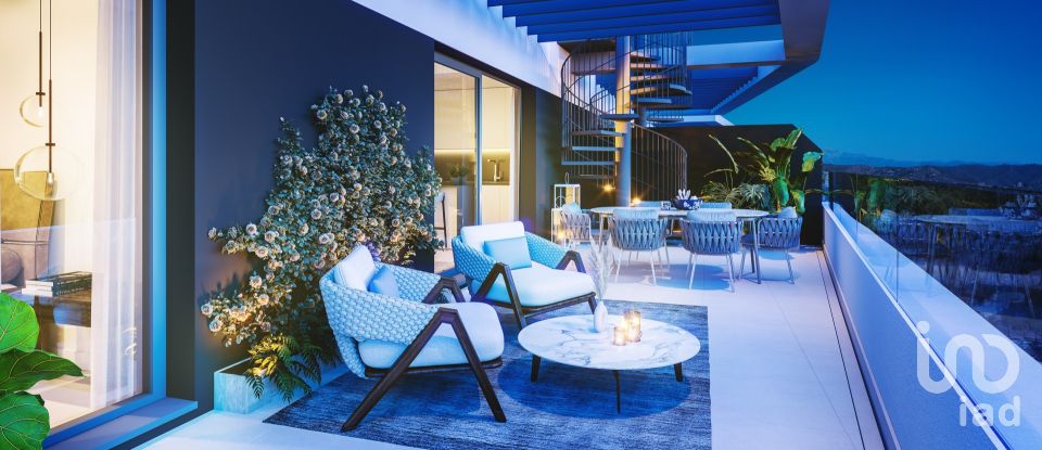 Edificio 2 habitaciones de 81 m² en Rincón de la Victoria (29730)