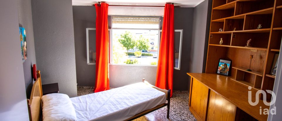 Piso 3 habitaciones de 110 m² en Simat de la Valldigna (46750)