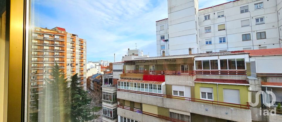 Apartment 4 bedrooms of 167 m² in León (24002)