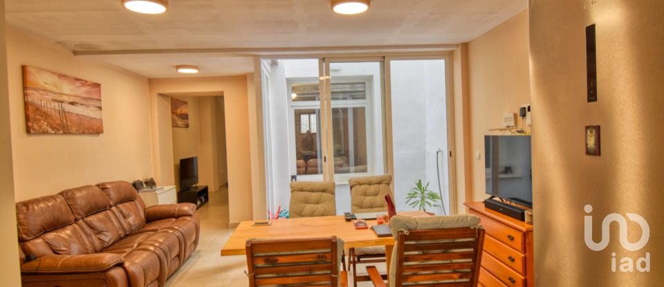 Casa adossada 6 habitacions de 214 m² a Oliva (46780)
