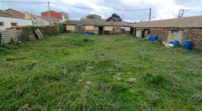 Land of 1,640 m² in Vecinos (37456)